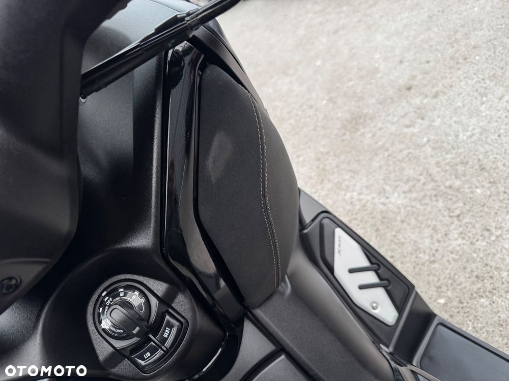 Yamaha X-max - 25