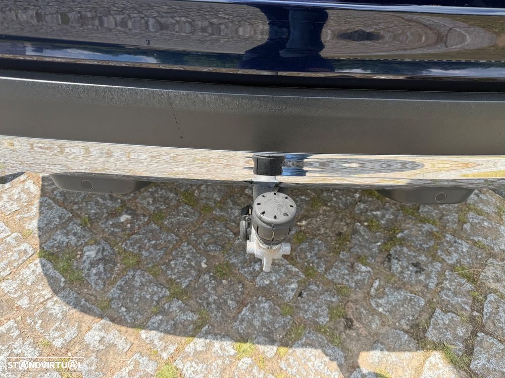 Mercedes-Benz GLC 300 e 4Matic - 13