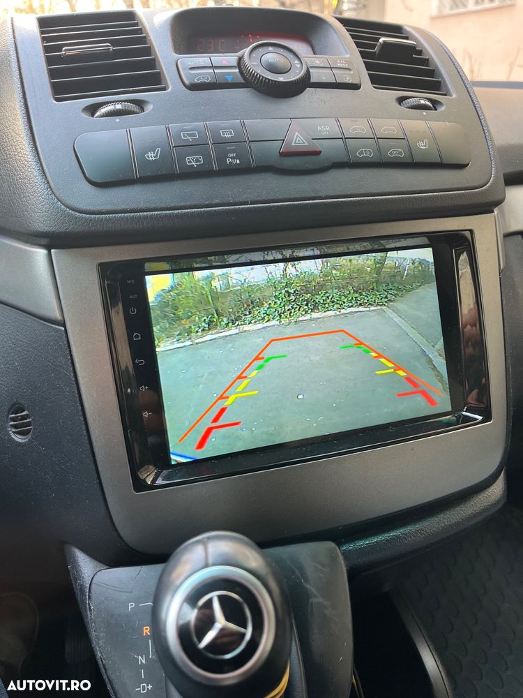 Mercedes-Benz Viano 2.2 CDI DPF extralang 4Matic Automatik Trend - 2