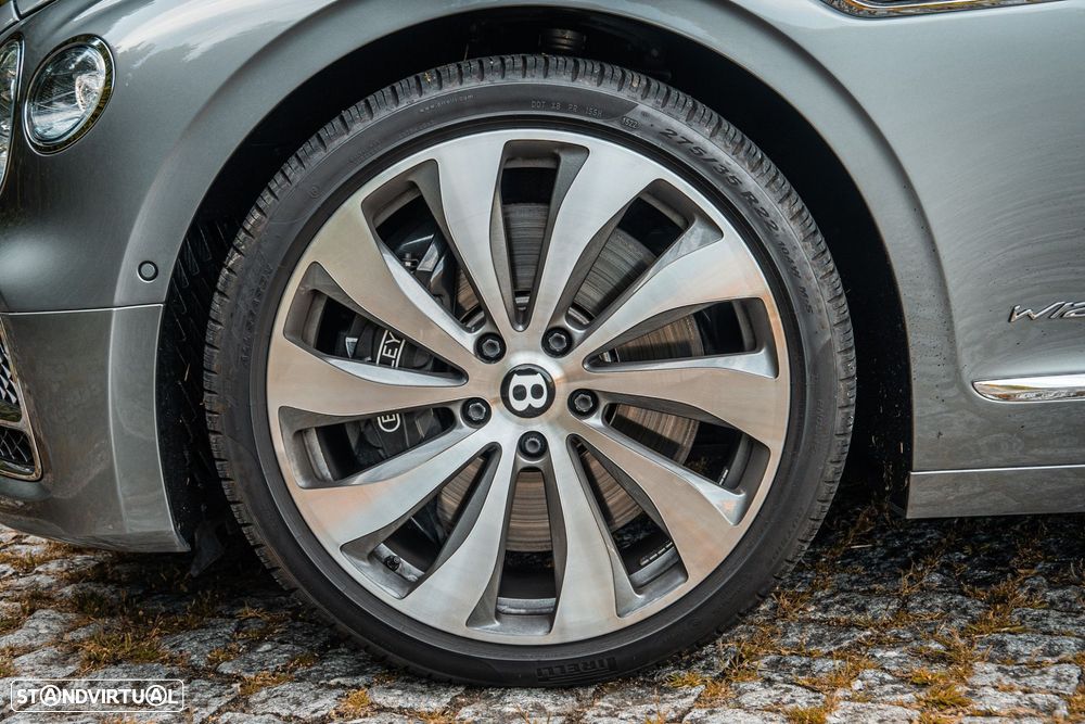 Bentley Flying Spur W12 - 29
