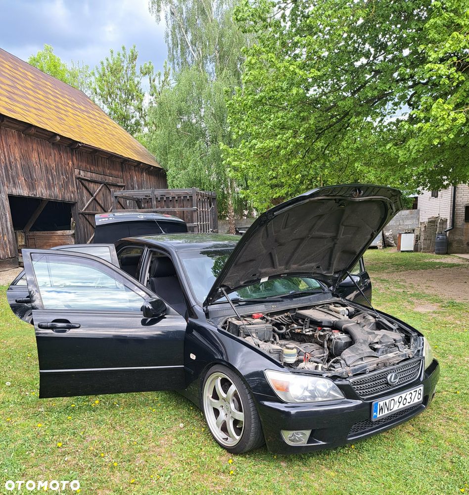 Lexus IS 200 Elegance - 20