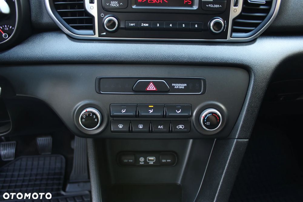 Kia Sportage 1.6 GDI S 2WD - 30