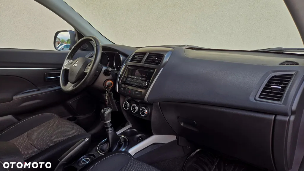Mitsubishi ASX 1.8 DID Invite 4WD AS&G - 22