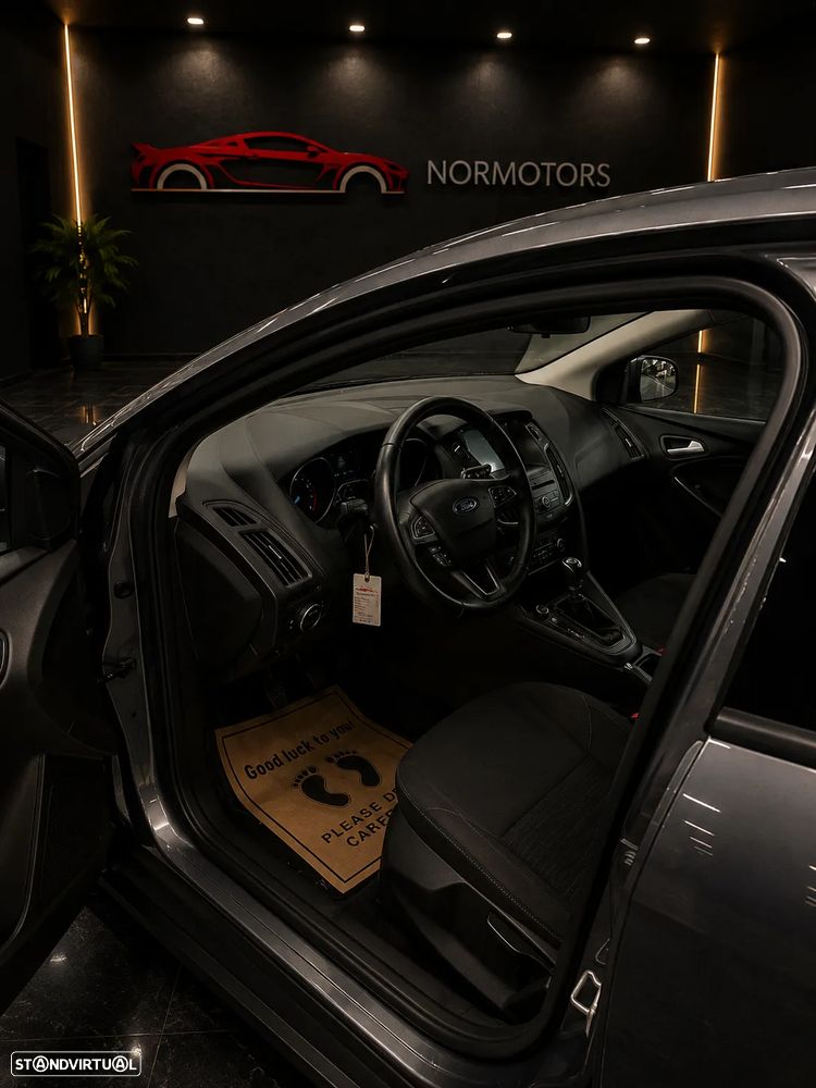 Ford Focus 1.0 SCTi Titanium - 7