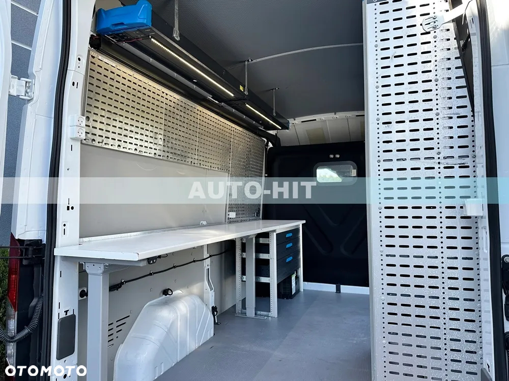 Ford Transit - 15
