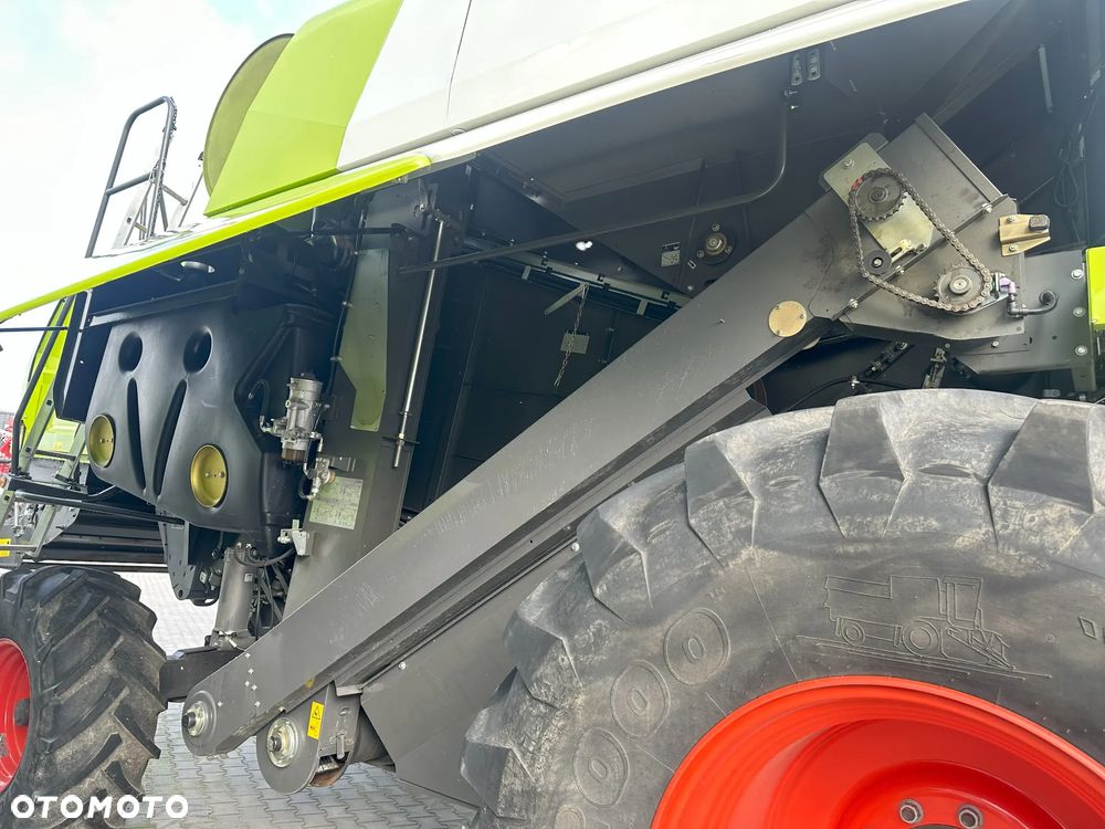 Claas TUCANO 440 - 9