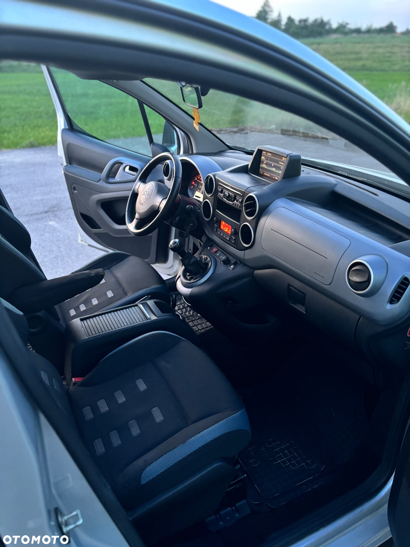 Citroën Berlingo 1.6 HDi Exclusive - 16