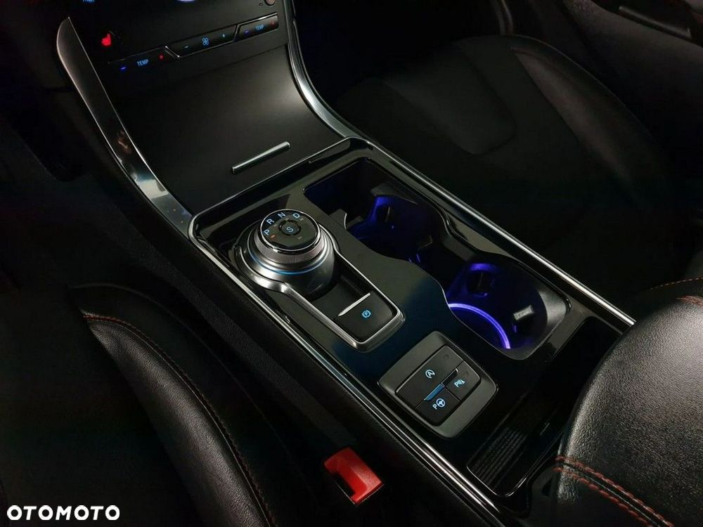 Ford Edge 2.0 EcoBlue Bi-Turbo 4x4 ST-LINE - 33