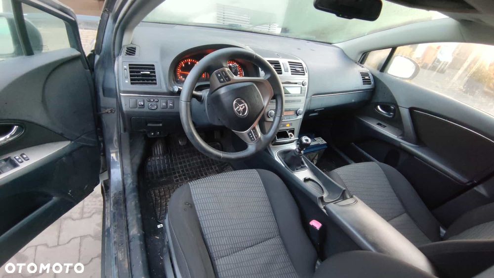 TOYOTA AVENSIS Kombi (_T27_) 2010 2.0 D-4D 126 KM 1AD-FTV 8U5 - 5