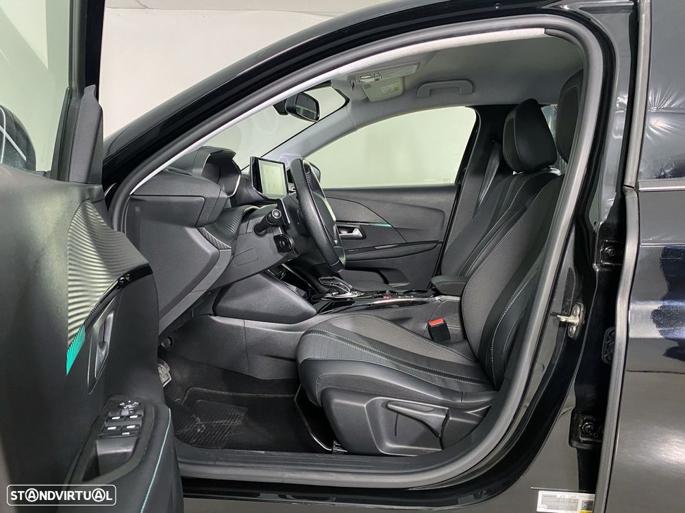 Peugeot 208 1.2 PureTech Allure EAT8 - 9