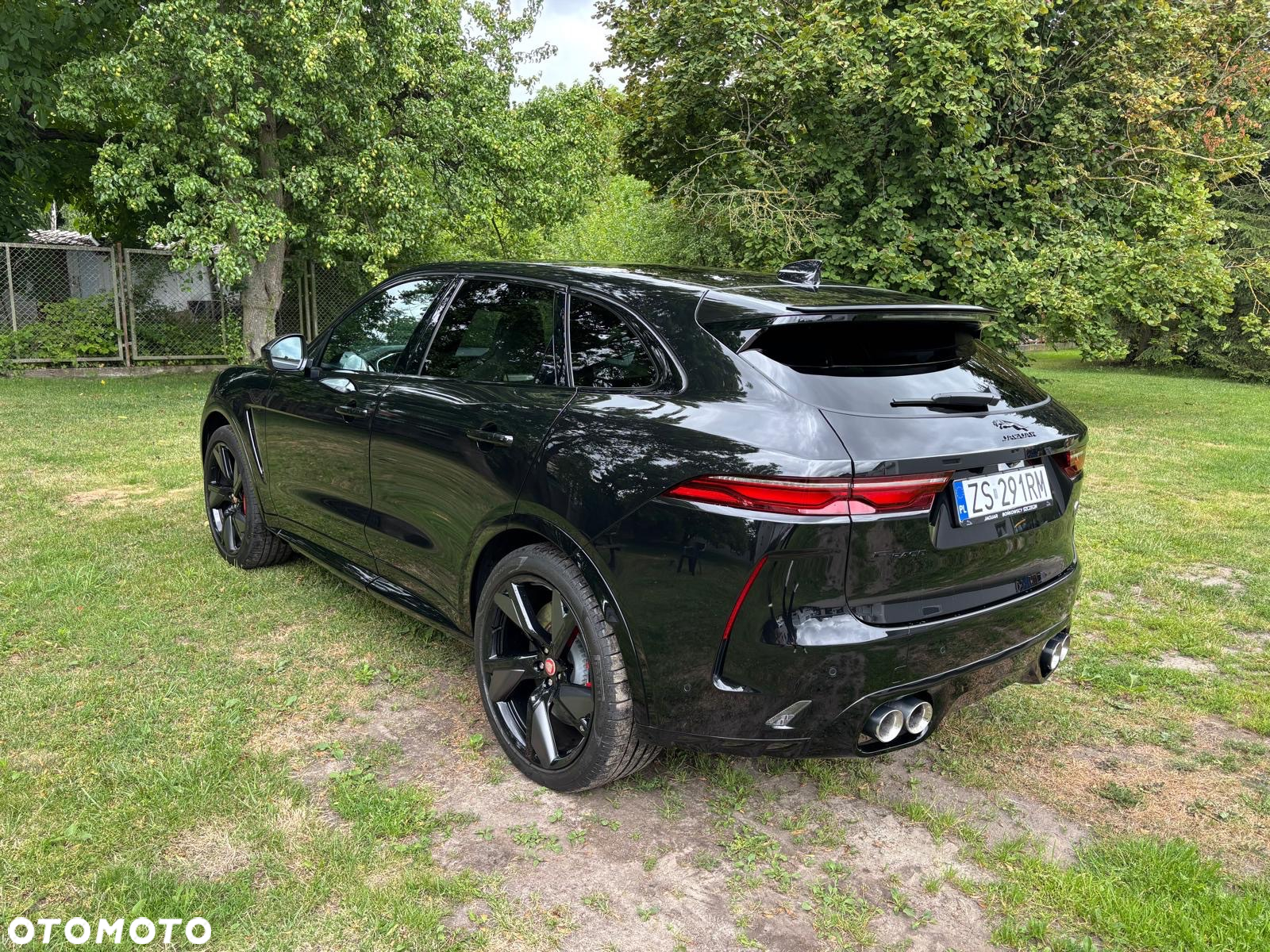 Jaguar F-Pace 5.0 V8 P550 AWD SVR - 4