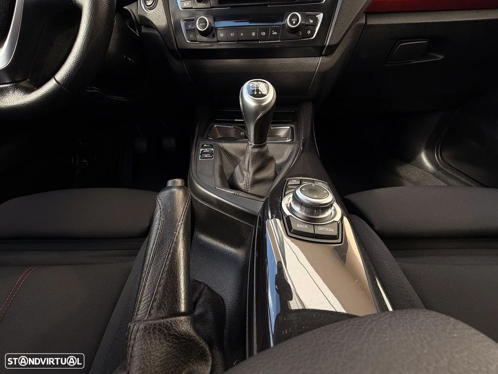 BMW 118 i Sport Line - 34