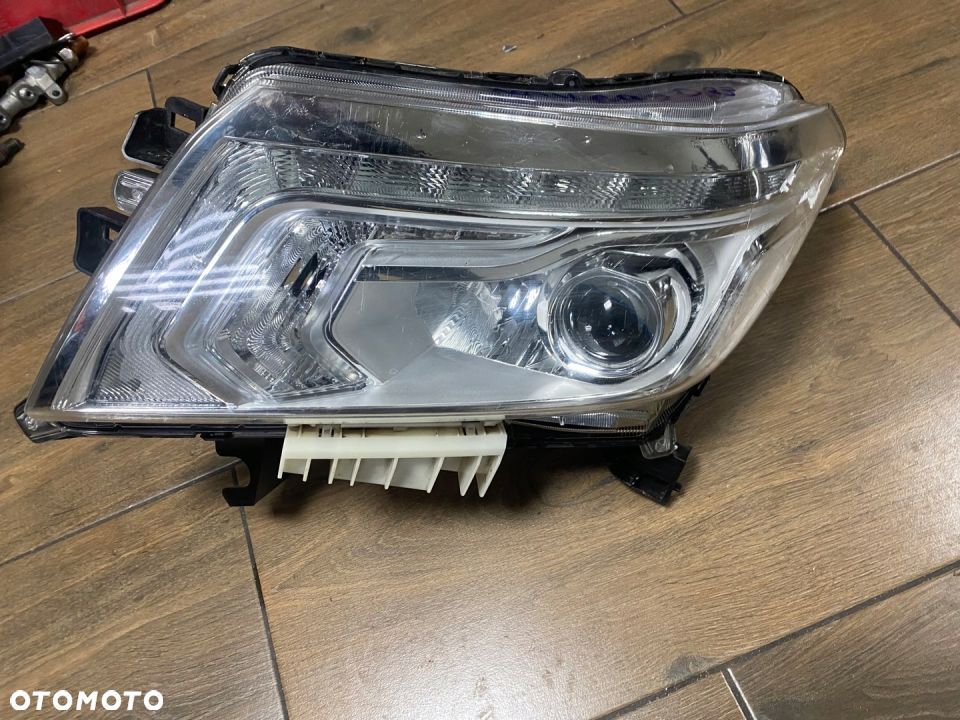 LAMPA LEWA FULL LED NISSAN NAVARA NP300 D23 KMP - 1