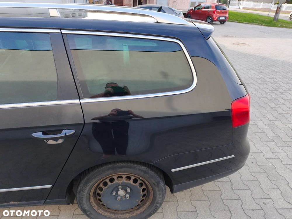 Volkswagen Passat 2.0 TDI DSG Highline - 19