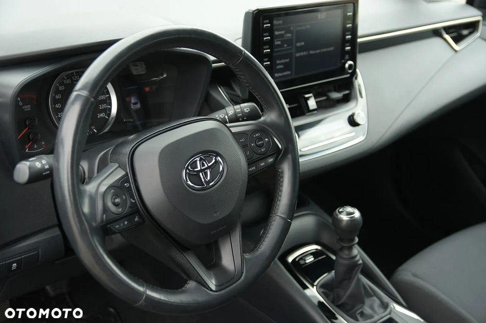 Toyota Corolla - 24