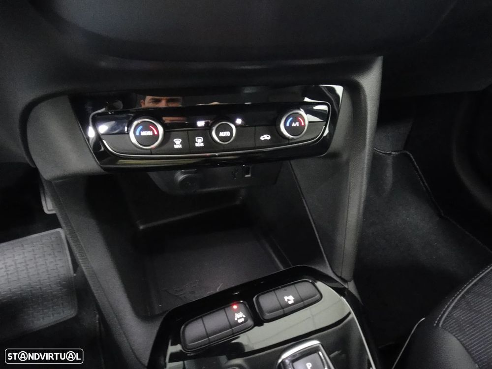 Opel Corsa-e Elegance - 26