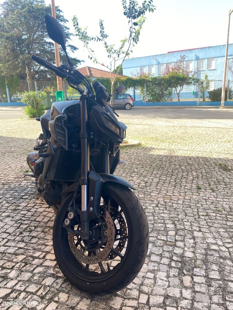 Yamaha MT-09 - 6