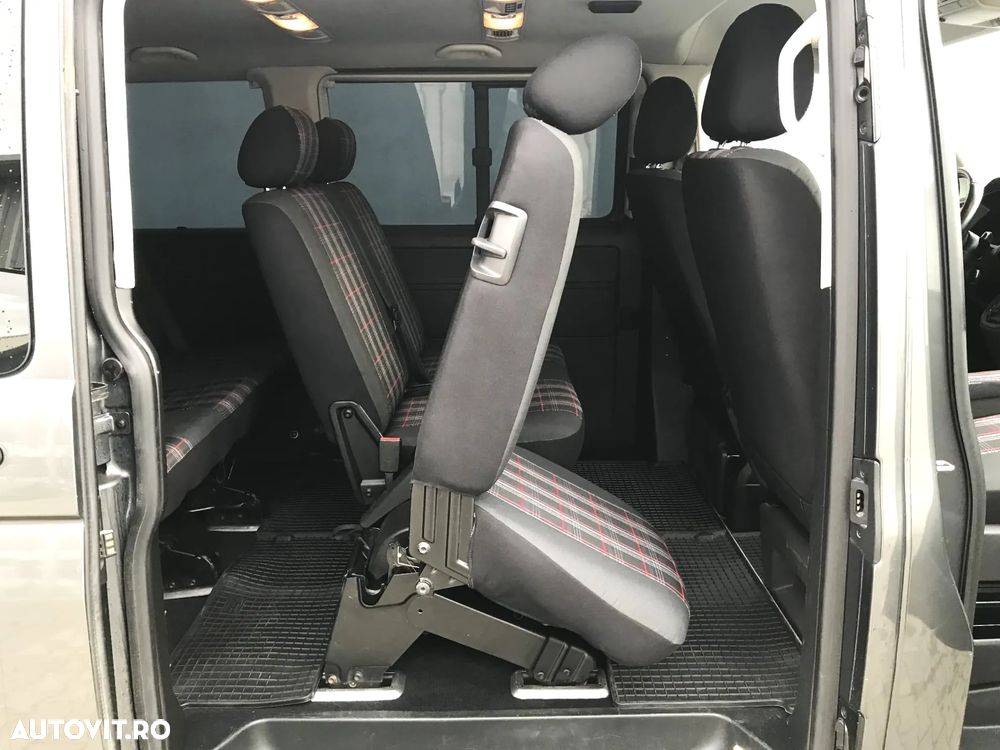 Volkswagen Caravelle T6.1 2.0 TDI 150 kW LR Comfortline DSG 4M - 18