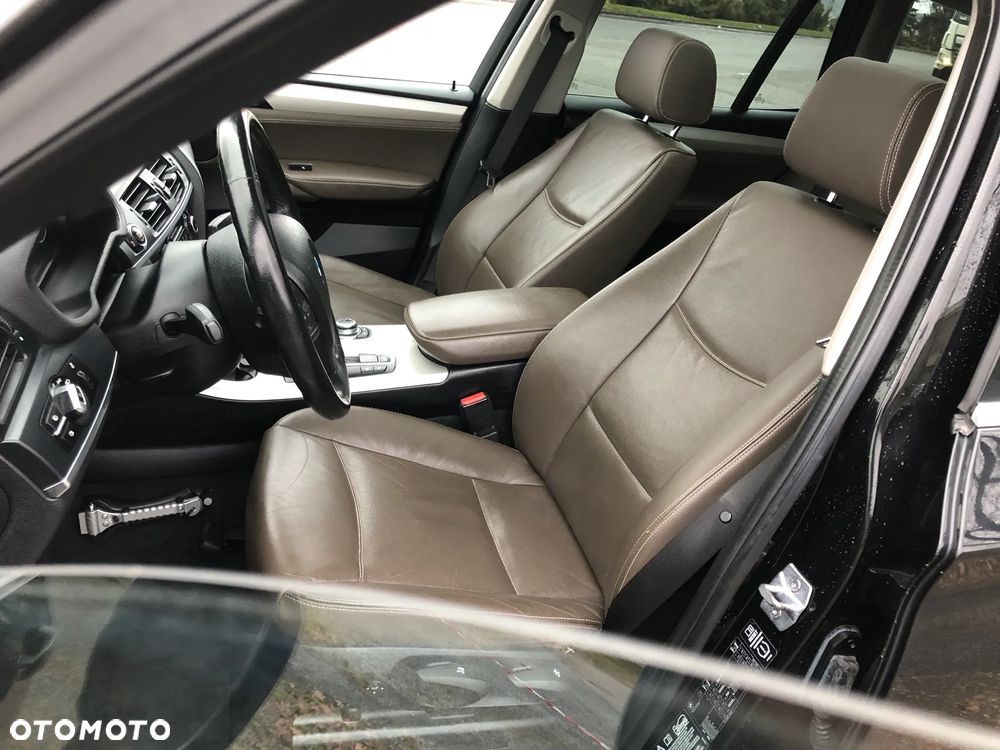 BMW X3 xDrive20i - 11