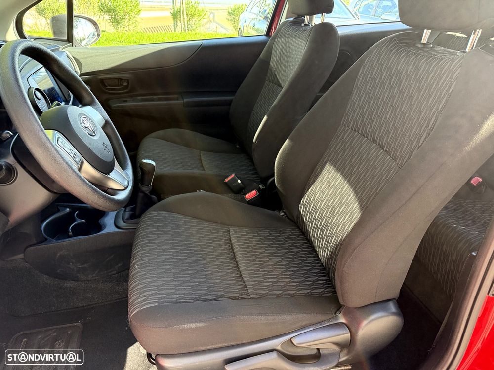 Toyota Yaris 1.0 VVT-i High Pack+NAVI - 8