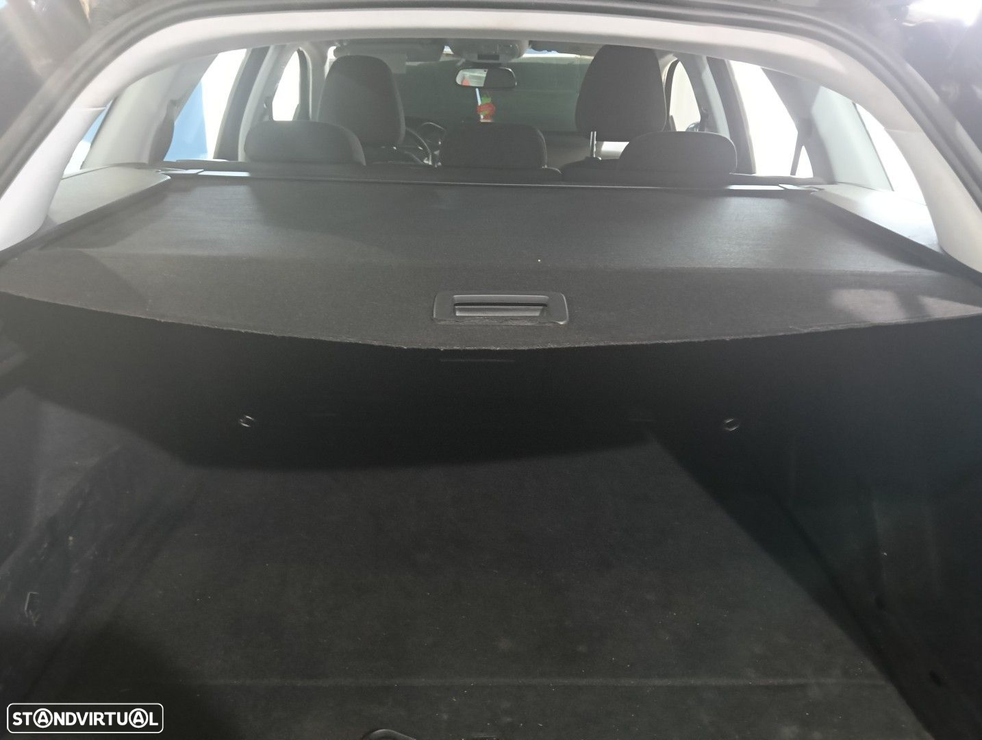 Peugeot 308 SW 1.6 BlueHDi Active - 26
