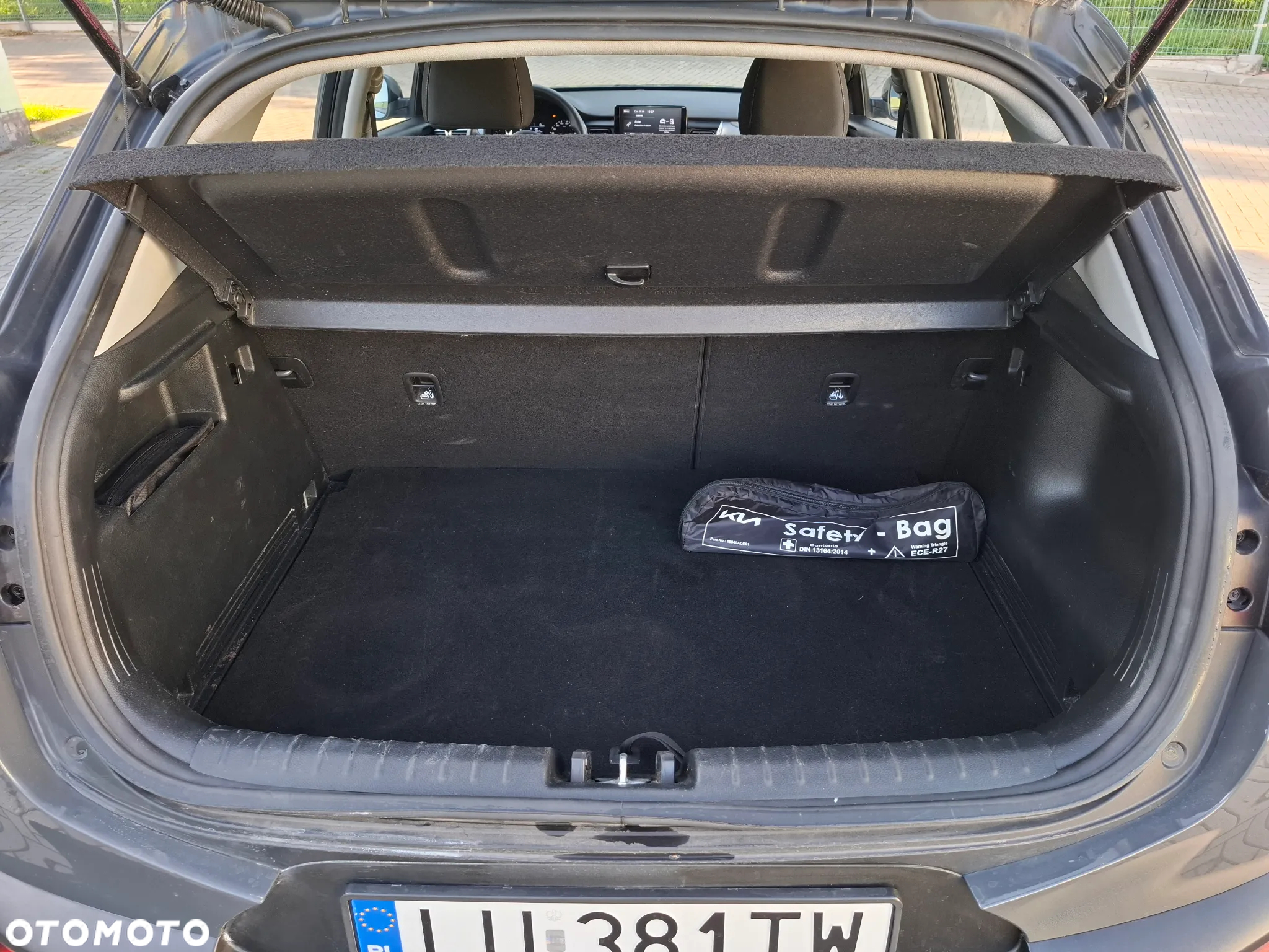 Kia Stonic 1.2 L - 9