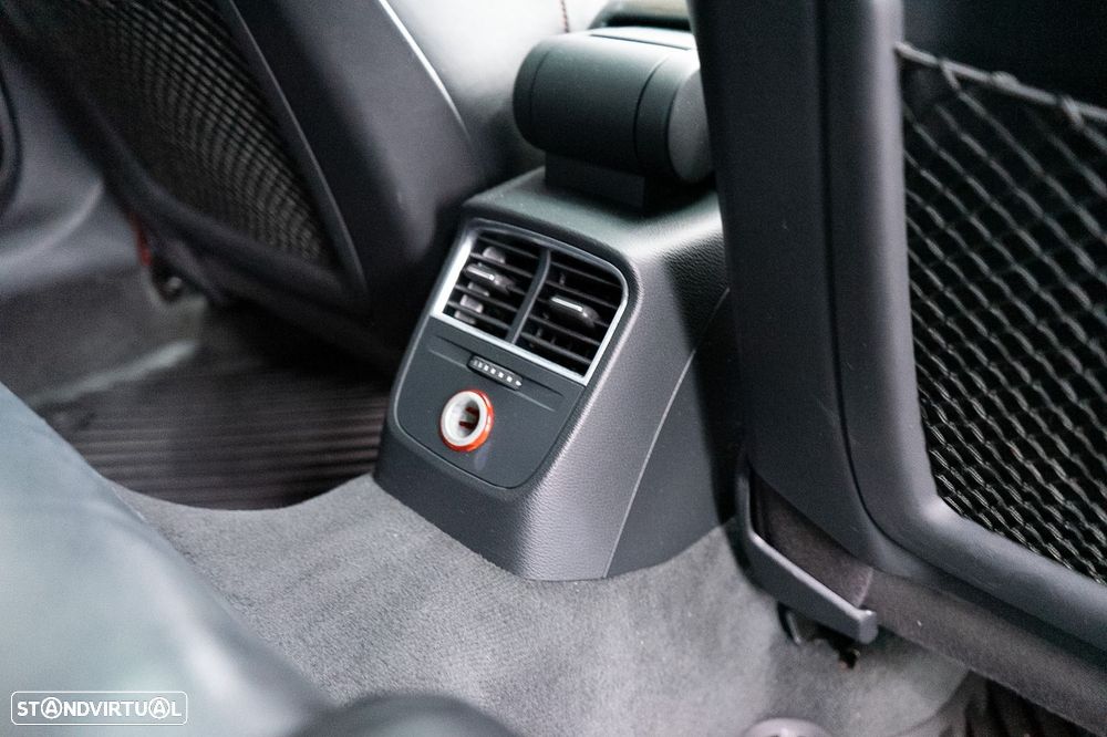 Audi RS3 Sportback 2.5 TFSI quattro S tronic - 53