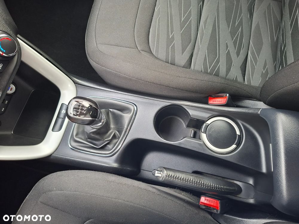Kia Ceed 1.4 CVVT - 16