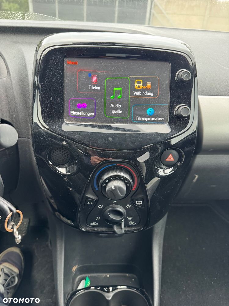 Peugeot 108 PureTech 82 Top Style - 12