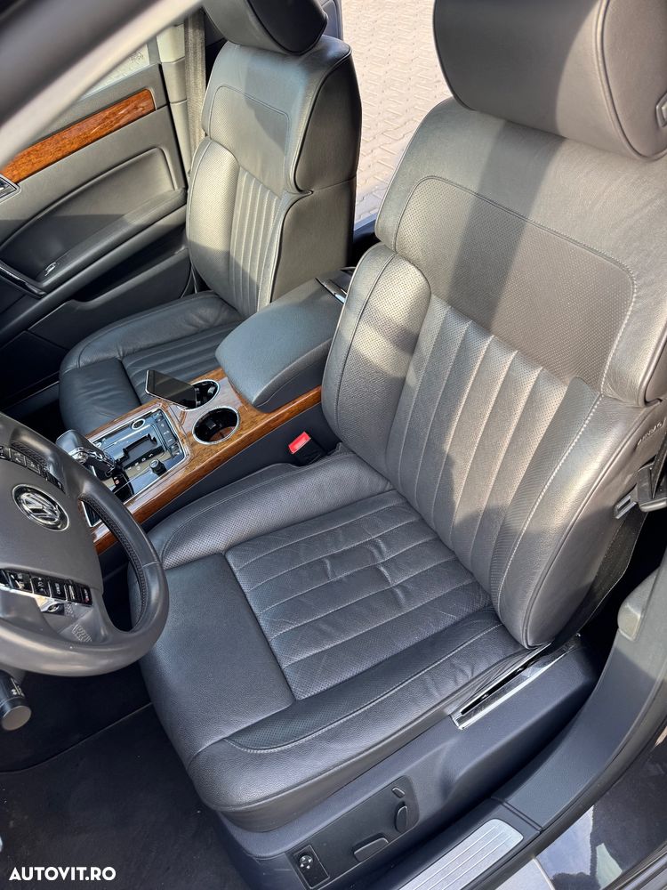 Volkswagen Phaeton - 11