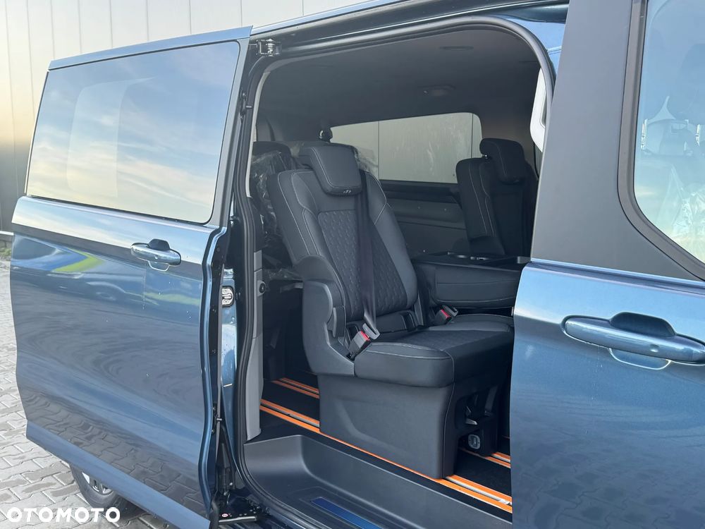 Ford Tourneo Custom 2.0 EcoBlue 320 L2 Titanium - 7