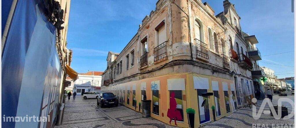 Prédio em Montijo e Afonsoeiro de 556,6 m2 - Grande imagem: 2/20
