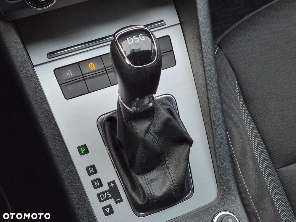 Skoda Octavia 1.5 TSI ACT Ambition DSG - 24