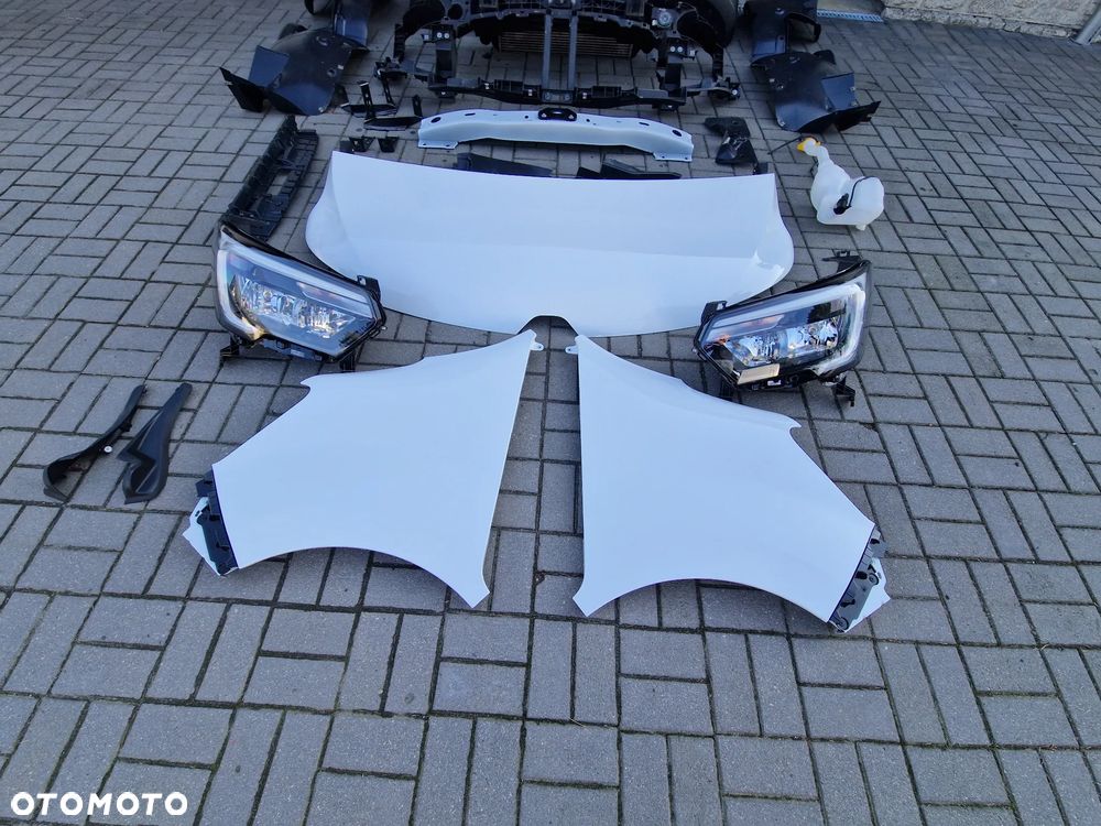 MASKA BŁOTNIK ZDERZAK LAMPY RENAULT MASTER IV 2024r - 3