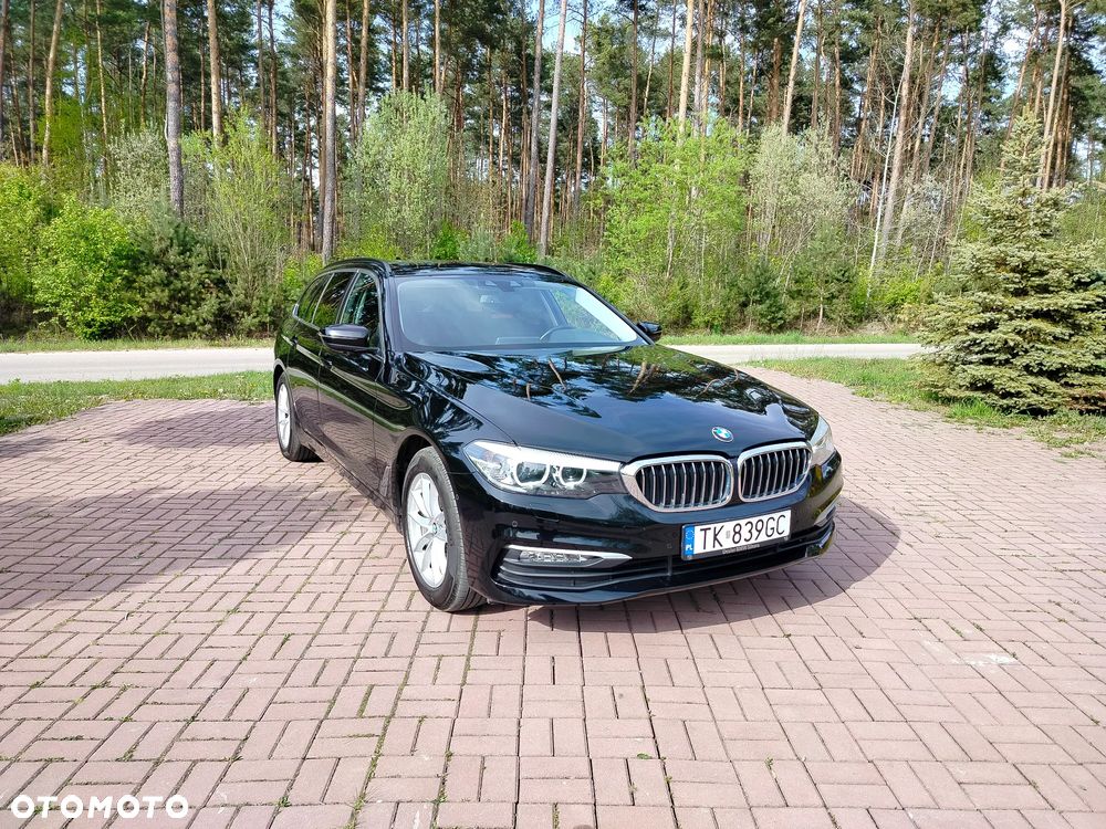BMW Seria 5 520d xDrive Sport - 3
