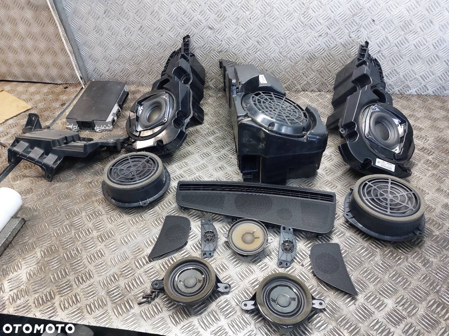 GŁOŚNIKI KOMPLET BOSE AUDI A7 4G 4G0035223B 4G8035298A 4G9035382A - 1