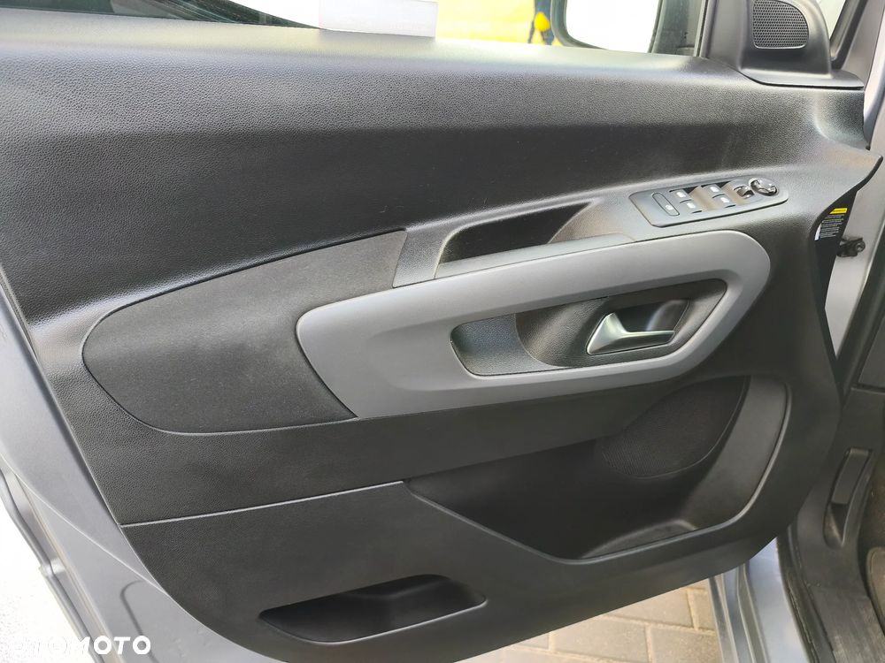 Toyota Proace City Verso 1.5 D-4D Family - 11