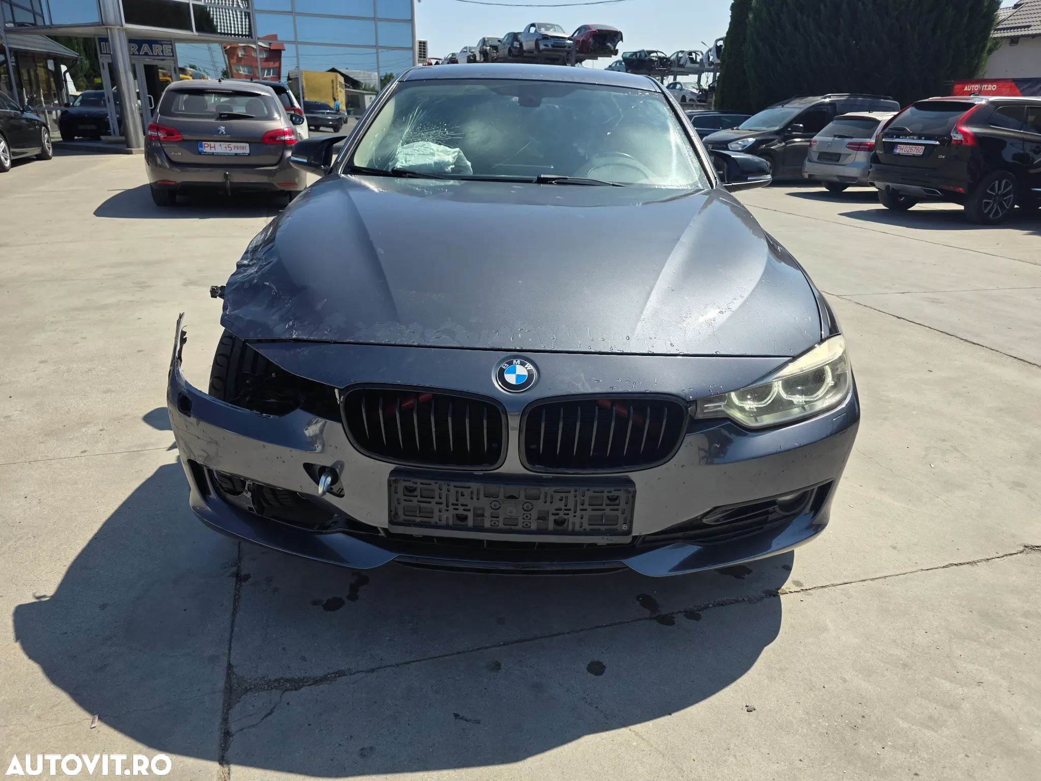 BMW Seria 3 320d xDrive - 3
