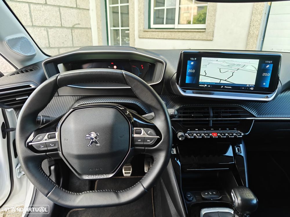 Peugeot 208 PureTech 100 Allure Pack - 18