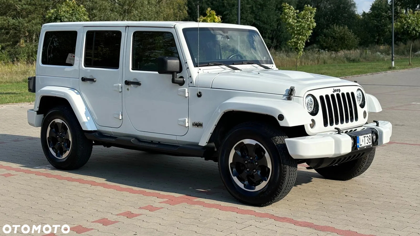 Jeep Wrangler - 5