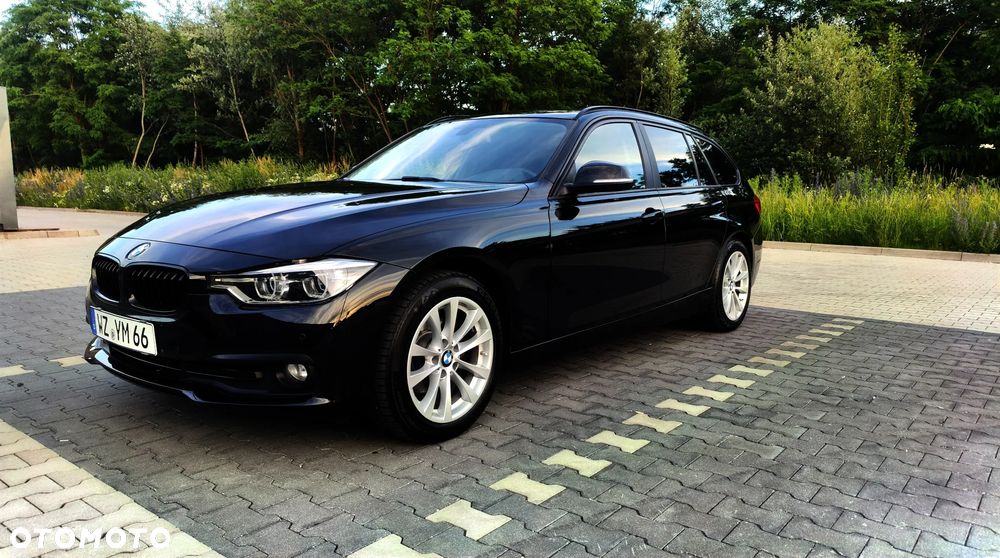 BMW Seria 3 318d Edition Luxury Line Purity - 32