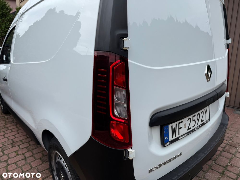 Renault Express - 19