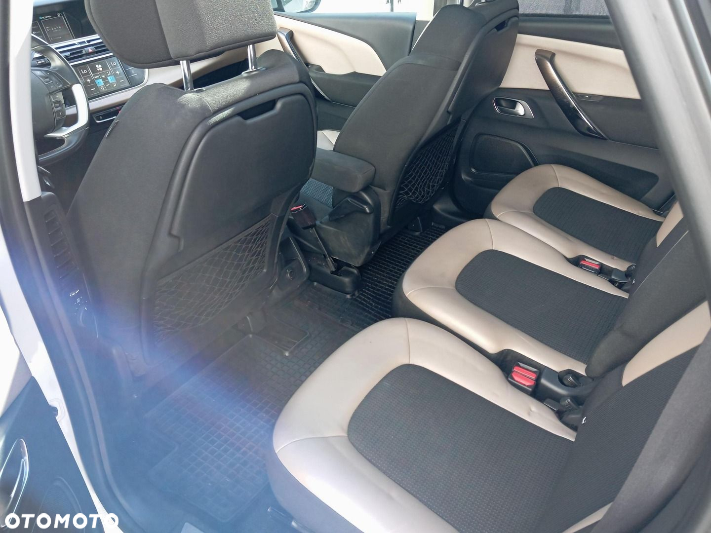 Citroën C4 Picasso - 11
