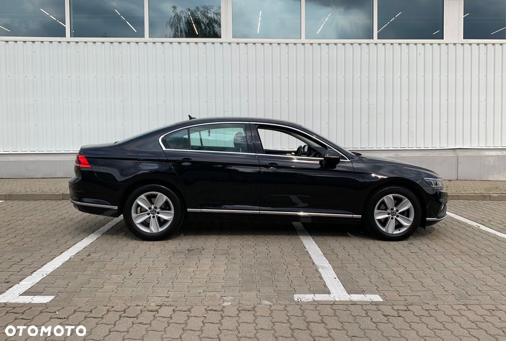 Volkswagen Passat 1.5 TSI EVO Elegance DSG - 6