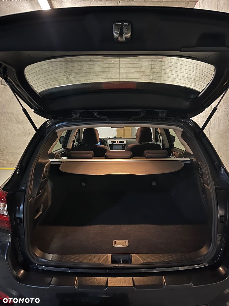 Subaru Outback 2.0D Active Lineartronic - 13