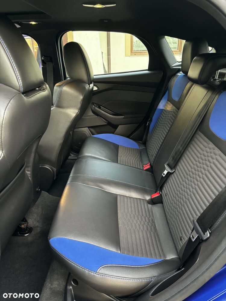 Ford Focus - 22