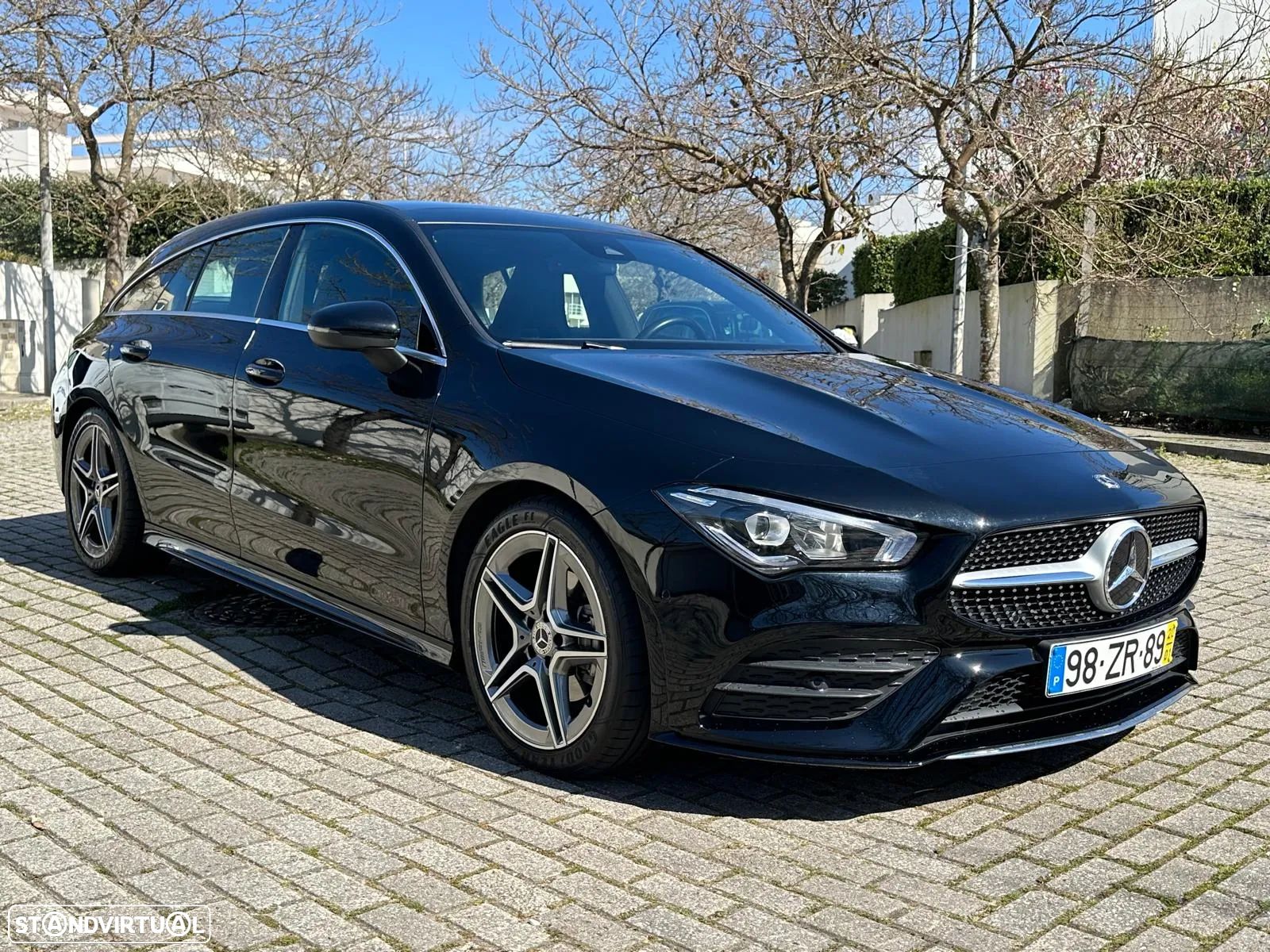 Mercedes-Benz CLA 180 d Shooting Brake AMG Line Aut. - 1