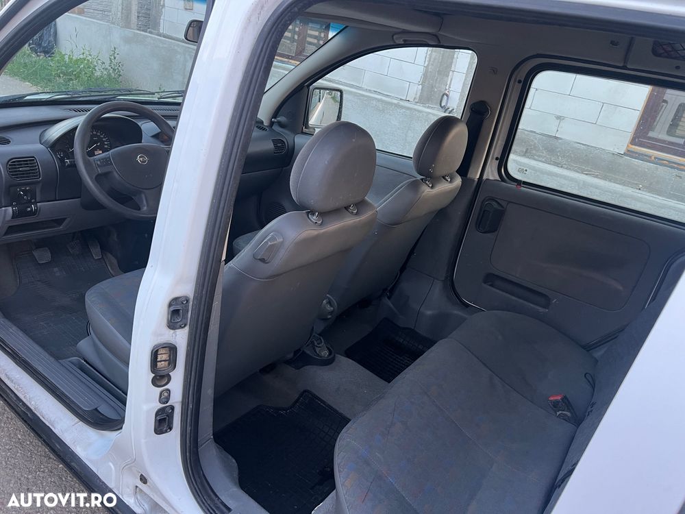 Opel Combo - 8