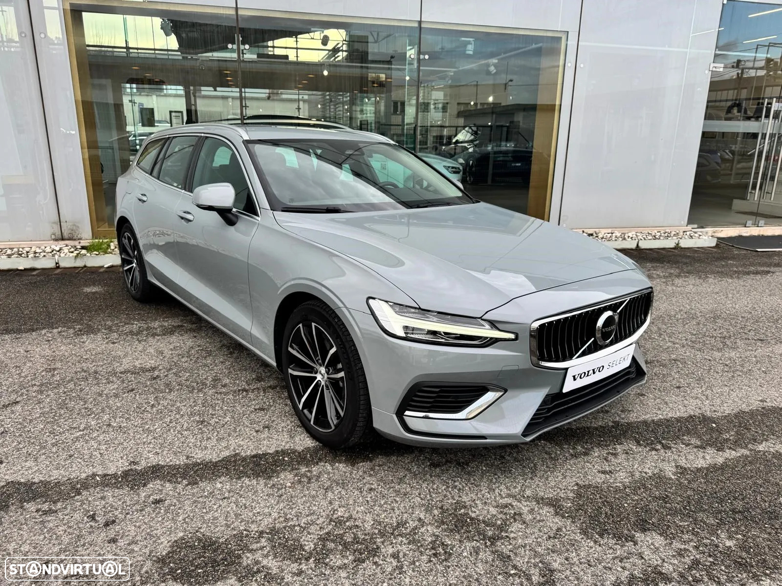 Volvo V60 2.0 T6 AWD TE Core - 17