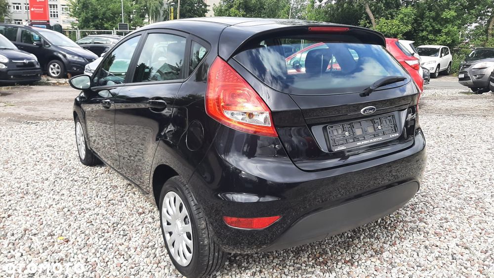 Ford Fiesta 1.25 Celebration - 4